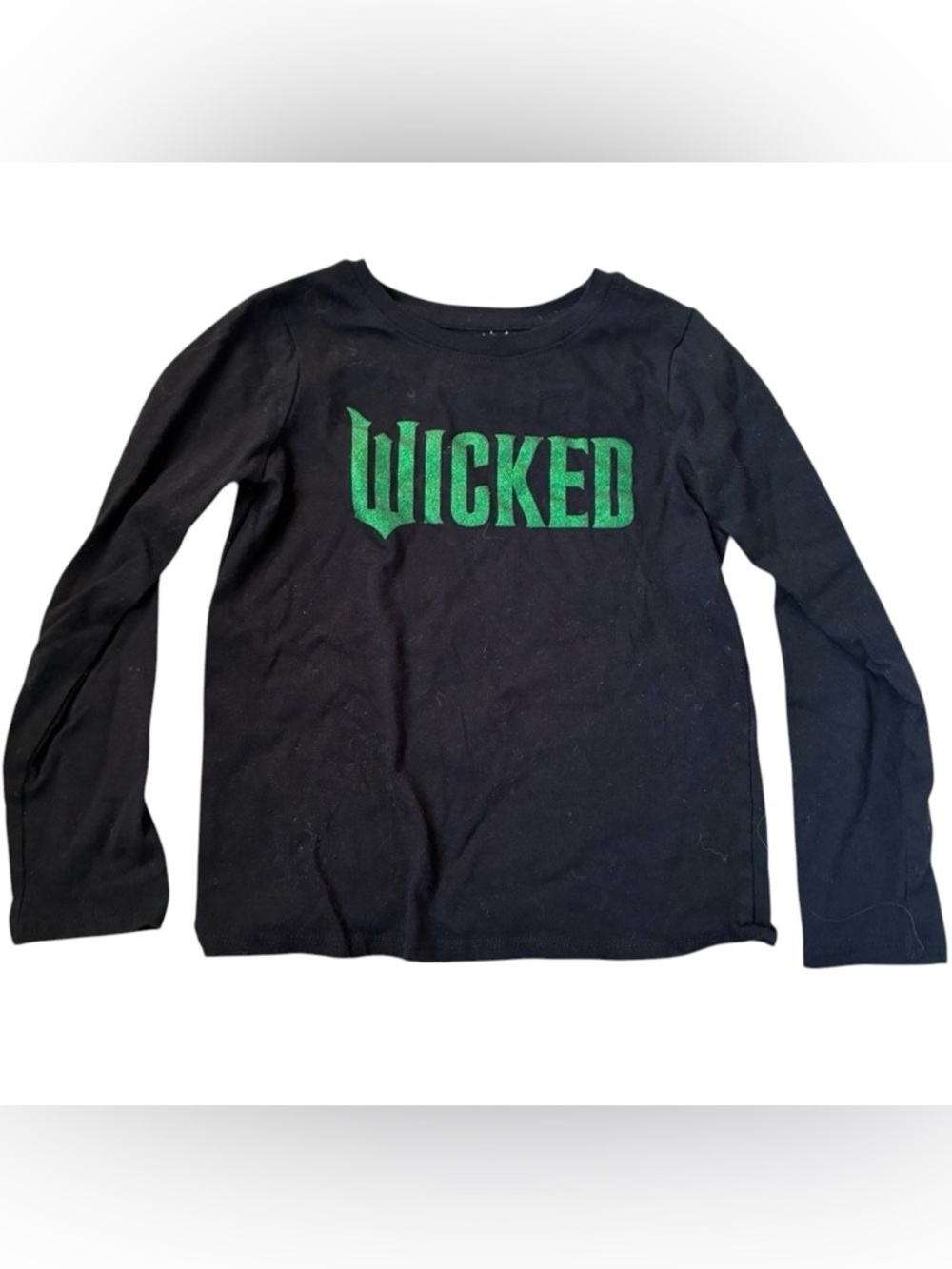 🎇🎆3for$9 girls Wicked long sleeve t-shirt with sparkly green text